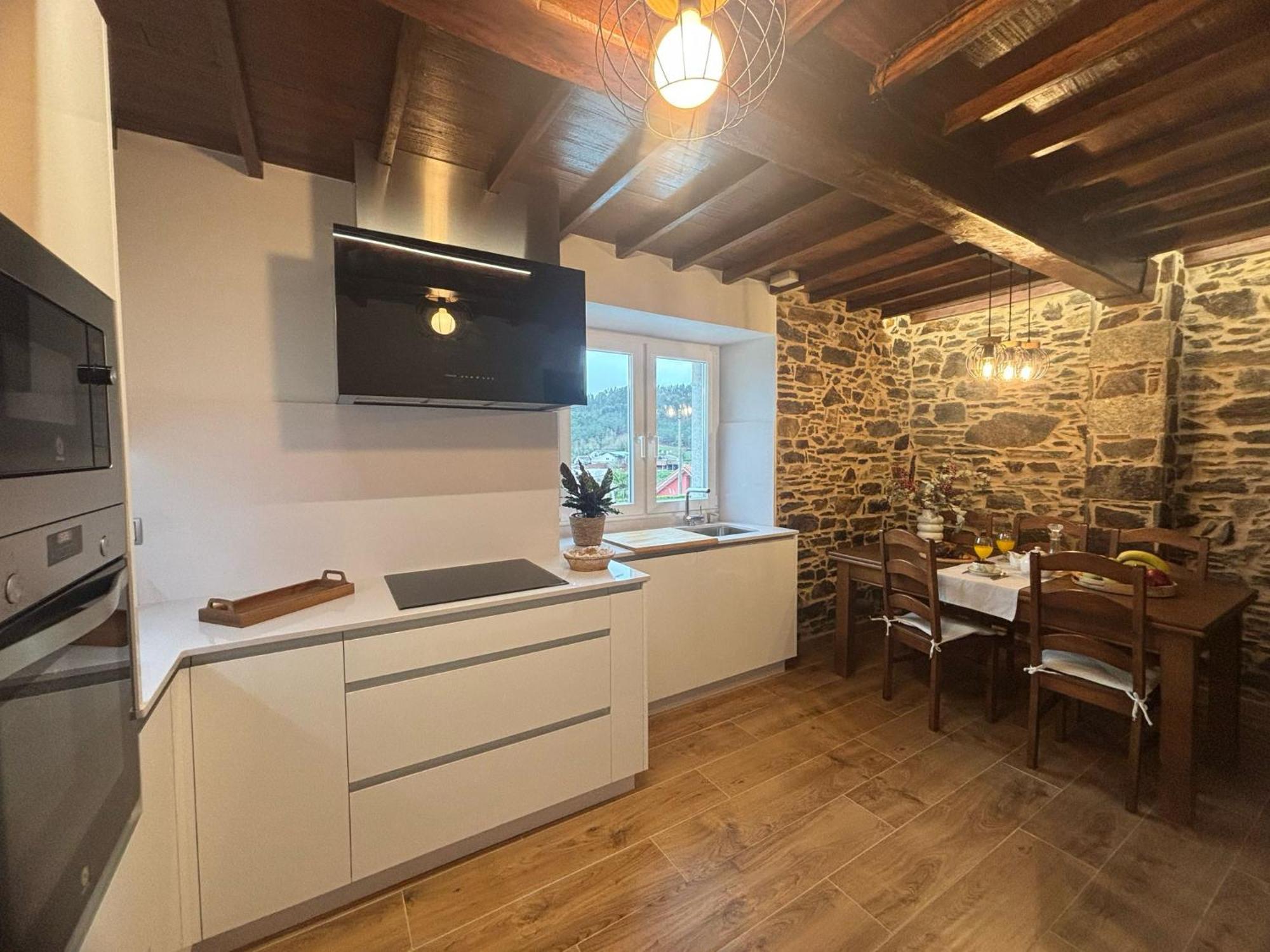 Casa Tarrio Con Piscina - Santiago De Compostela Villa Boqueixon Екстериор снимка